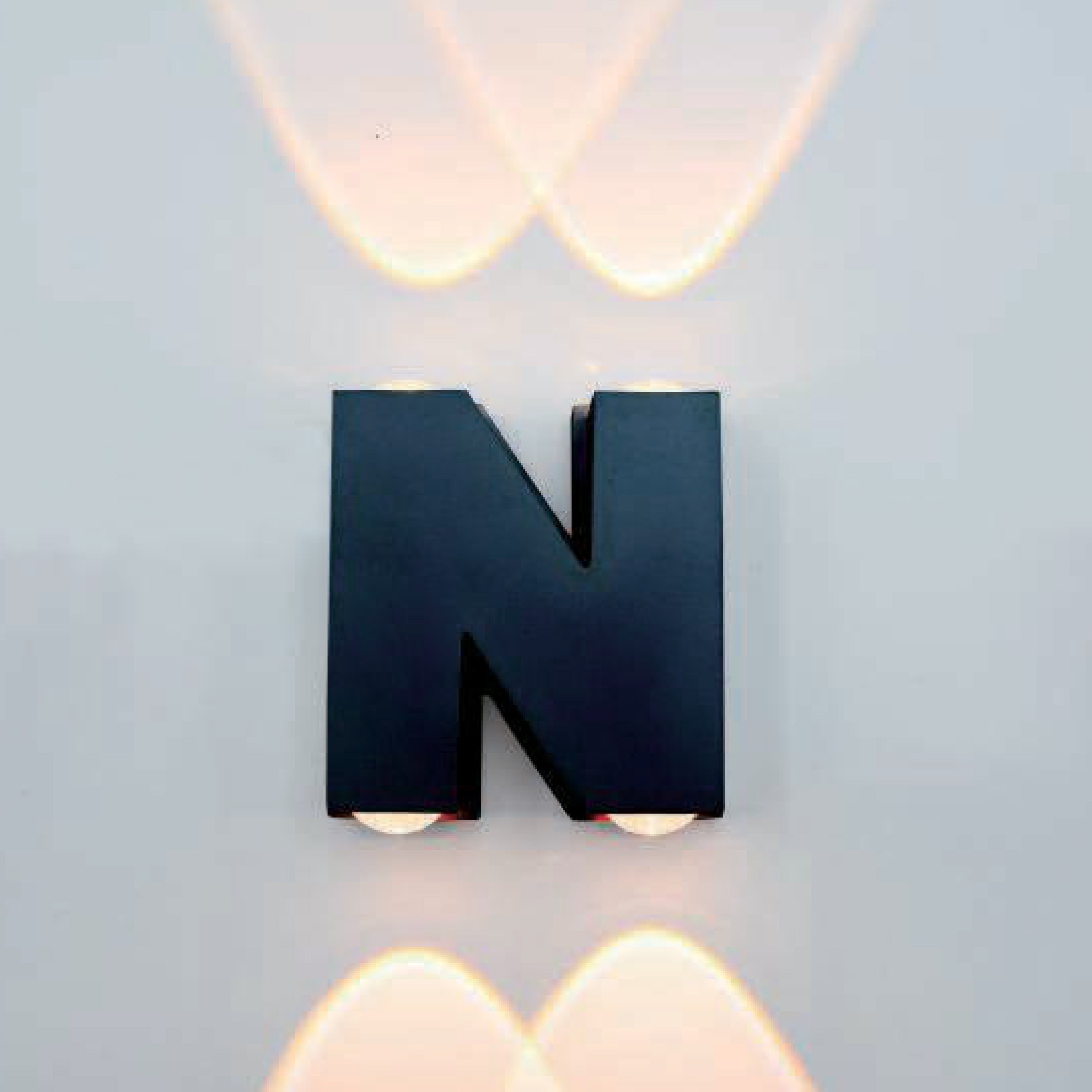 Indoor Wall Light N character